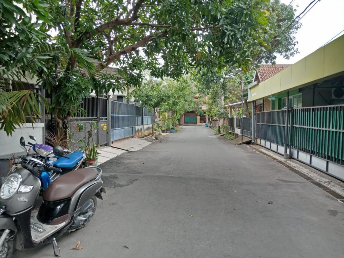 Amaya Guest House Syariah Alastuwo 外观 照片
