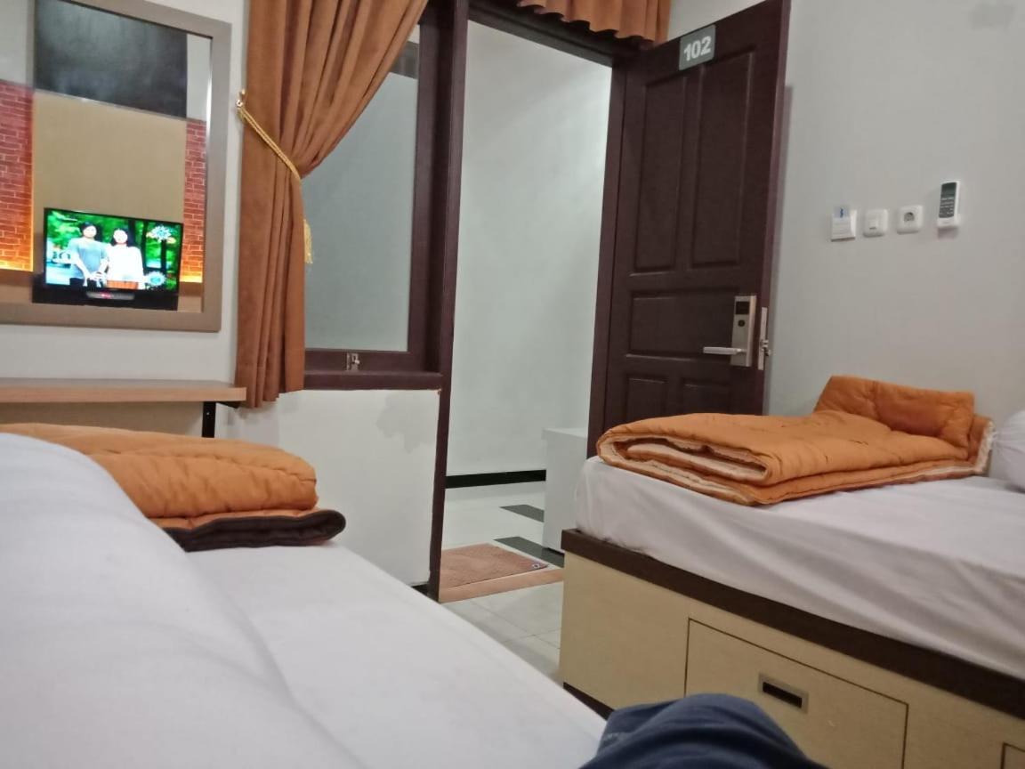 Amaya Guest House Syariah Alastuwo 外观 照片