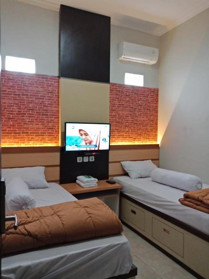 Amaya Guest House Syariah Alastuwo 外观 照片